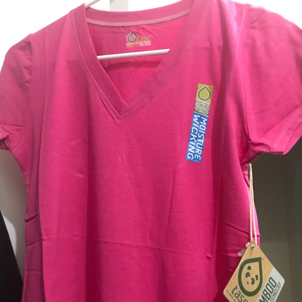 Tasc Performance V-Neck